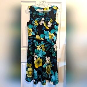 💙 SIGNATURE 💙 Tropical / Floral Sheath Dress